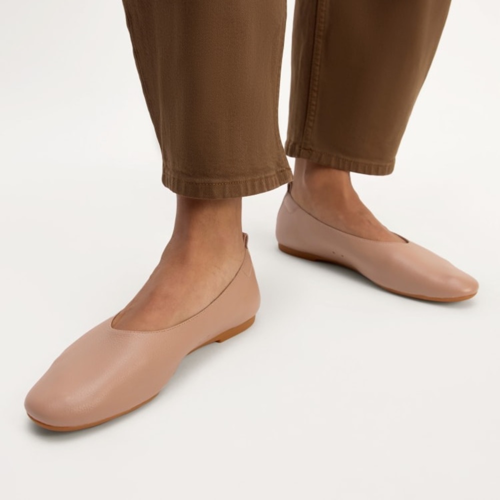 Everlane The Day Glove Flats in Tan